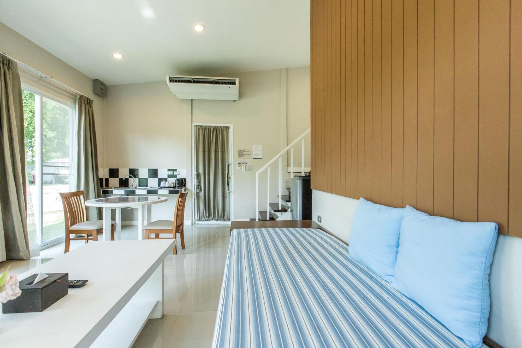 Bangsaen Heritage Hotel - SHA Plus Certified Eksteriør billede